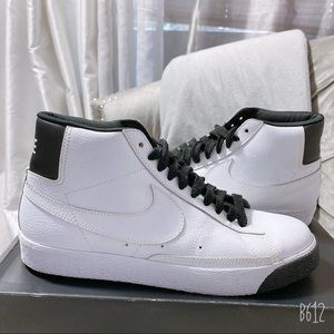 Nike Blazer iridescent pearl size 8 men